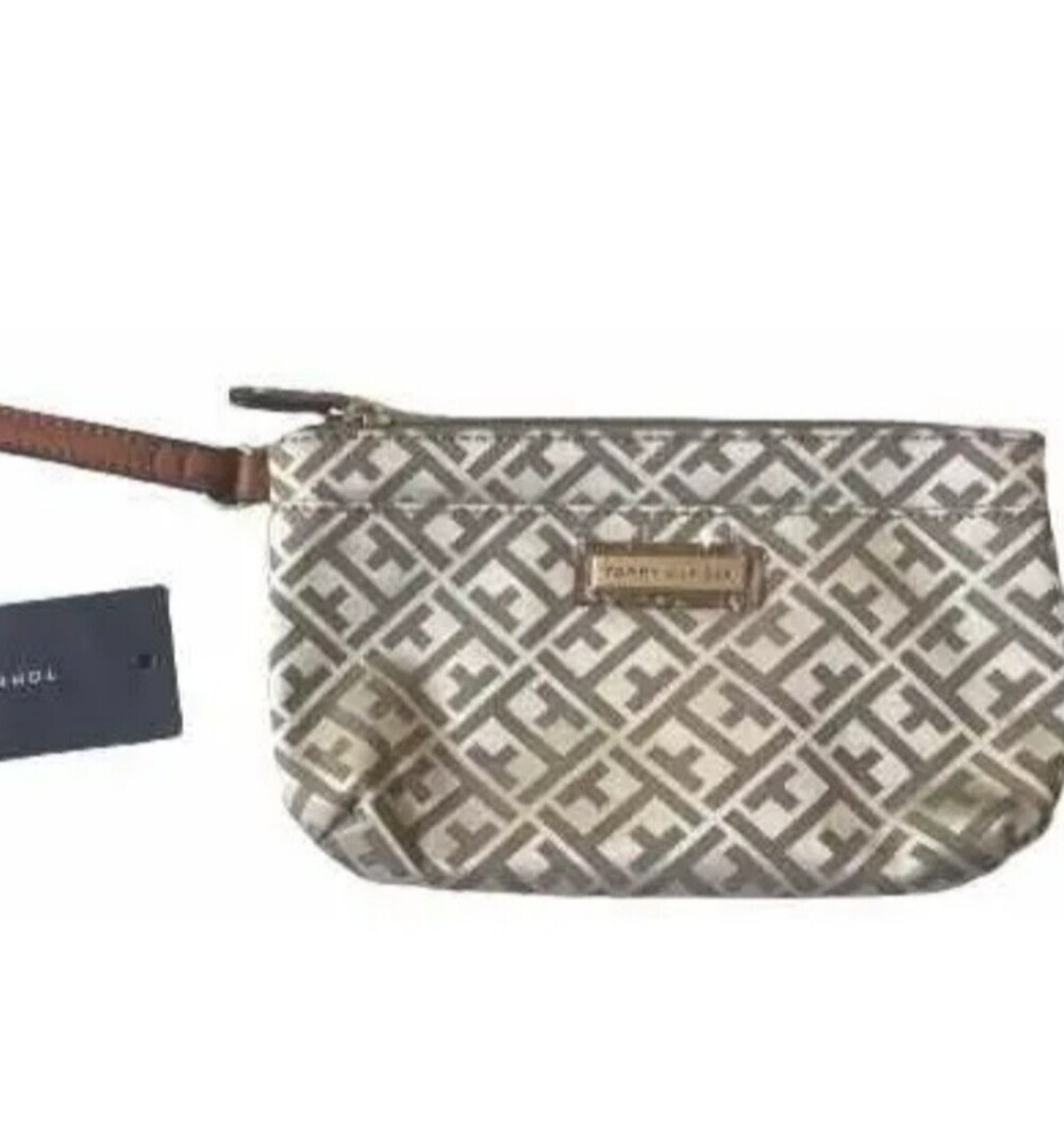 Tommy Hilfiger Signature Logo Print Brown Wristlet Pouch Zipper Leather Trim